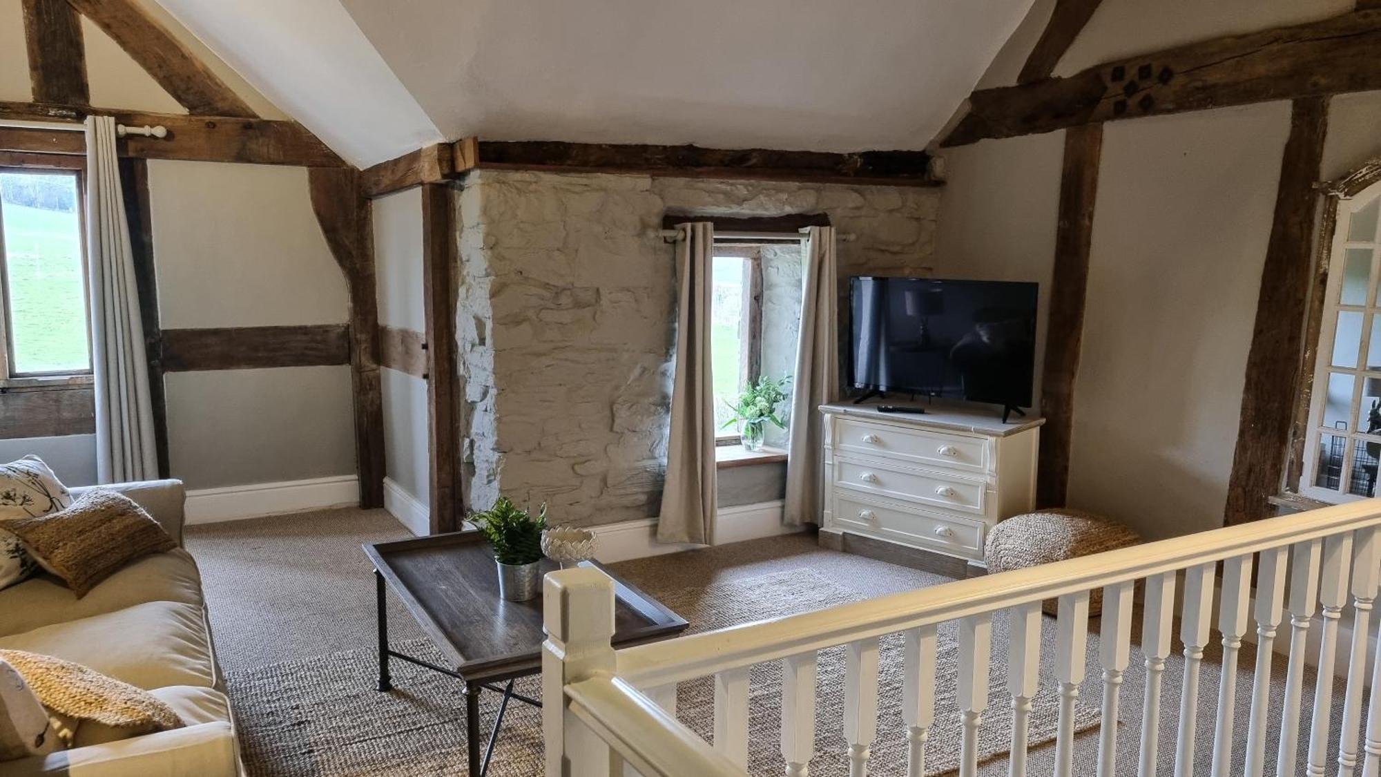 The Threshing Barn At Penrhos Court Villa Kington  Kamer foto
