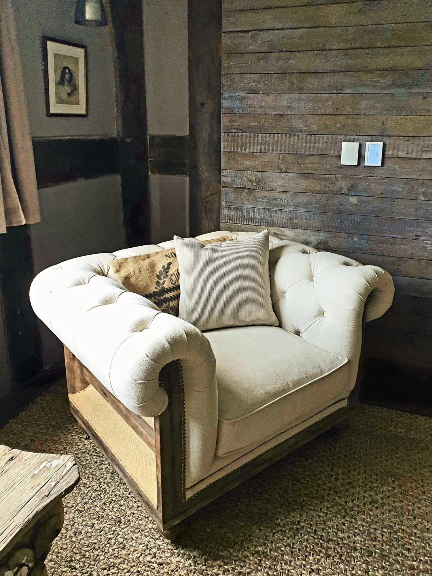 The Threshing Barn At Penrhos Court Villa Kington  Kamer foto